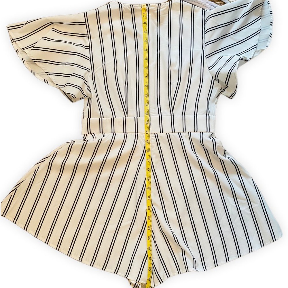 White Striped Romper Belted V Neck Summer Casual Vacation Outfit M - Picture 5 of 7